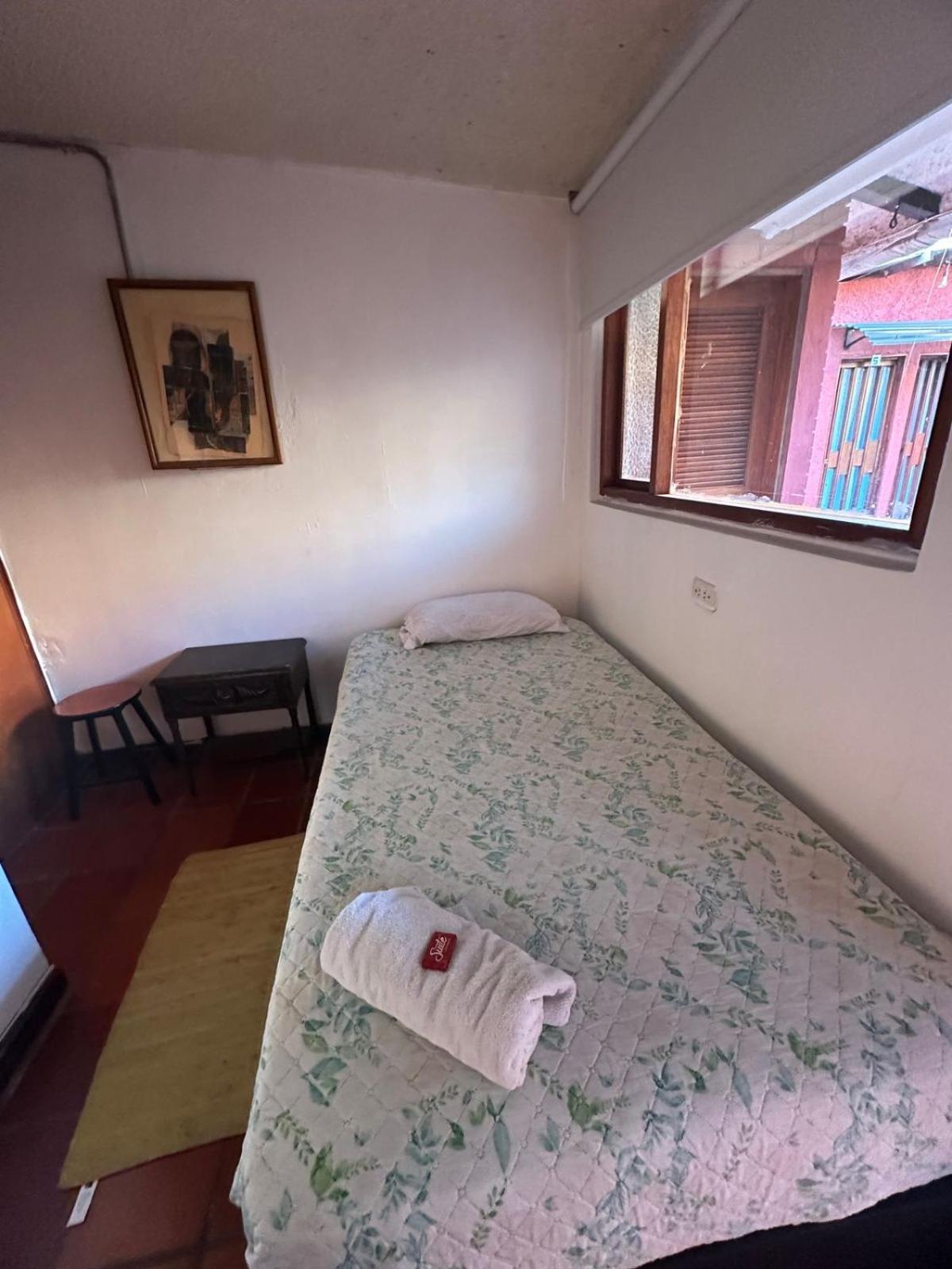 Acogedor Hostal Usaquen La Parada Del Tren Bogotá Eksteriør bilde