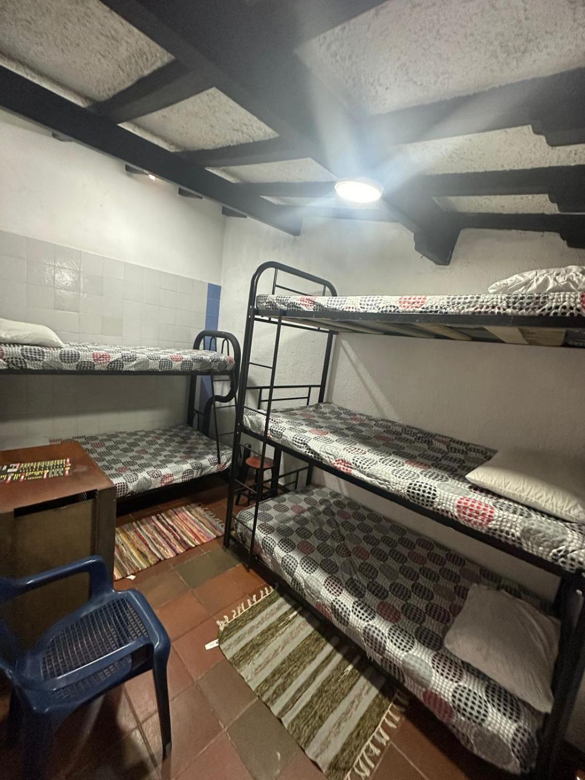 Acogedor Hostal Usaquen La Parada Del Tren Bogotá Eksteriør bilde